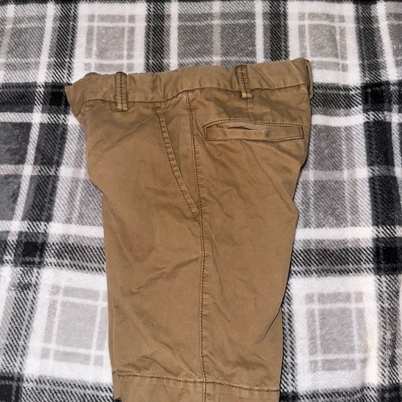 GapKids Lived-in Flat Front Shorts - Picture 3 of 4